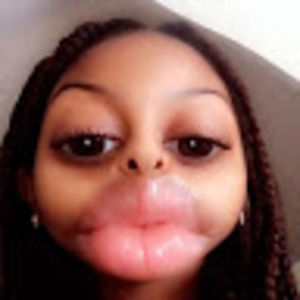 Meet your Posher, Samaya